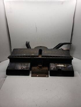 3c2z9600aa Ford Truck Air Cleaner 7.3l Diesel Fits 95-03 E350 Van 1423732