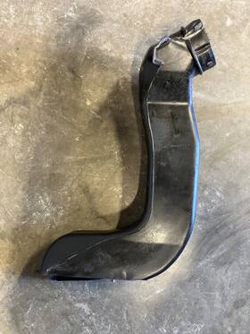 Ford Truck D8te-9c675-fa F150 Bronco V8 Air Cleaner Intake Tube Duct Oem 1973-1979
