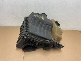 7l14-9a612 Ford Trucks 2007 To 2014 Expedition Air Intake Cleaner Box Coolant Bottle Oem D5857