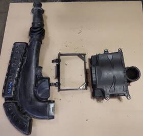 Vp4l3u-9c676-aa Ford 2004-2008 F150 Air Cleaner Filter Housing Box Oem