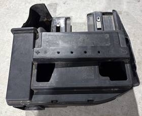 Xc3u-10b717-ae Ford Power Stroke Diesel 7.3 Battery Box Passenger Side Air Filter Base