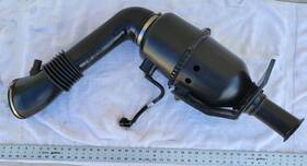 Yv3x-9r504 Ford 99-04 F250 F350 6.8l Triton V10 Air Intake Hose Tube Pipe Cleaner Oem