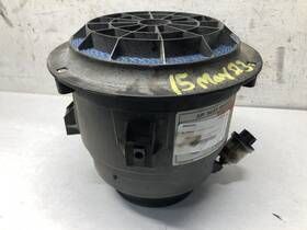 03-37678-000 Freightliner M2 106 Air Cleaner - Used P/n 0337678000