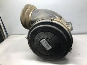 Freightliner Epg150182 Fl112 Air Cleaner - Used P/n Dnepg150182