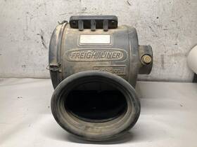 G150182 Freightliner Columbia 120 Air Cleaner - Used P/n