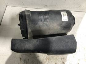 P532604 Freightliner Fl106 Air Cleaner - Used P/n