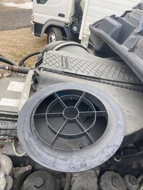 Ppd110027 Freightliner Cascadia Air Cleaner - Used P/n