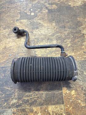 14102625 General Motors 90-92 Camaro Firebird Trans Am Vo 3.1l Rubber Intake Air Cleaner Flex Duct Hose