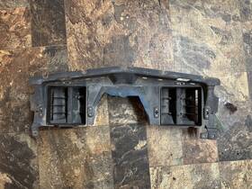 25043686 General Motors 1985-92 Camaro Z28 Tuned Port Tpi Dual Ram Air Cleaner Intake Box Bottom Half