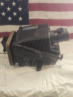 Ggmxt05.3384 General Motors Chevrolet Silverado 5.3 L83 2014-2018 Air Intake Cleaner Box Ecotech Epa Tag