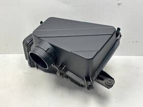 28120-g9350 Genesis 19 20 21 G70 3.3l Right Side Air Intake Cleaner Box Housing Po29 Oem 28120-g9350 Genesis 19 20 21 G70 3.3l Right Side Air Intake Cleaner Box Housing Po29 Oem