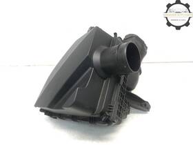 28221-d2000 Genesis 2017-2019 G90 3.3l Left Driver Front Air Intake Filter Upper Cover Oem