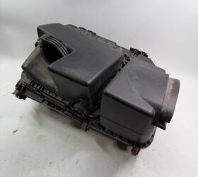 15911969 Gm 06-11 Buick Lucerne Cadillac Dts Air Filter Intake Housing Box Assembly Oem 15911969 Gm 06-11 Buick Lucerne Cadillac Dts Air Filter Intake Housing Box Assembly Oem