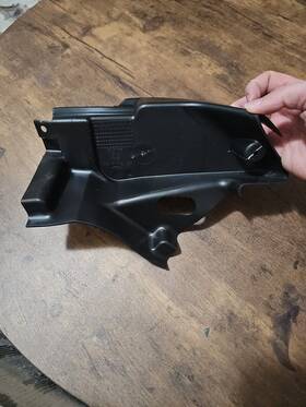 23460199 Gm Oem 15-22 Canyon Colorado Intake Air Baffle #