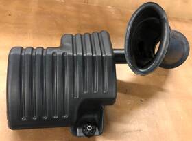 23497383 Gm 2016 Chevy Equinox Air Cleaner Intake Duct 2.4l 2012-2016 Gmc Acadia 23497383 Gm 2016 Chevy Equinox Air Cleaner Intake Duct 2.4l 2012-2016 Gmc Acadia