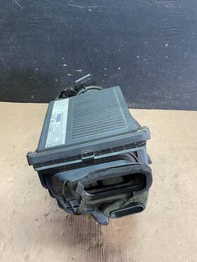 6061gxbg Gm Air Cleaner Box Assembly