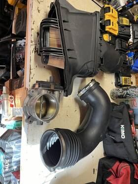 84362288 Gm 2014-2019 Corvette C7 Z06 Air Intake Cleaner Filter Box And Lt4 Oem
