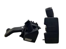 85517873 Gm Trucks 2019-2024 Gmc Sierra 1500 Denali 6.2l Engine Air Cleaner Without Utlet And Inlet Tube