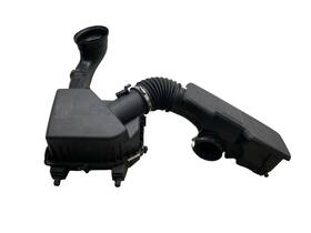 85607681 Gm Trucks 2021-2023 Gmc Yukon Xl 6.2l Air Cleaner Filter Box Housing With Inlet And Outlet Duct