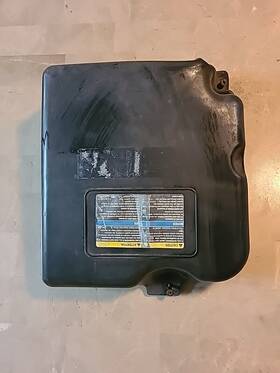 Afw02702 Gmc 15076398 2002-2006 Envoy 4.6 Air Intake Upper Cleaner Housing Box Oem