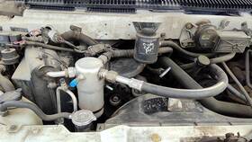 Gmc 25097975 90-93 Safari Complete Air Intake Cleaner Filter Box Housing With Tube 4.3l