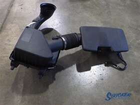 319.gm9523 Gmc 2023 Yukon Xl1500 Slt Air Cleaner