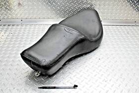 7812844 Harley 79 Harley-davidson Hd Xl1000 - Oem Rider Seat Pad