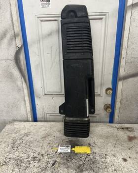 Hino 53097-3735 - Cab Air Intake Duct Resonator Used P/n