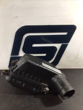 Honda 17241-p13-000 1993 Prelude Si - Air Filter Housing