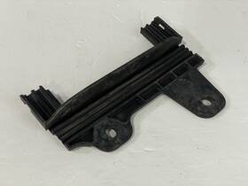 17260-5ba-a00 Honda 2016 - 2021 Civic Engine Air Cleaner Body Plate Bracket Holder # 89233