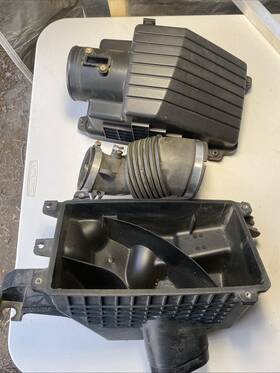 Honda 7228-rgl-a00 07-10 Odyssey Air Filter Cleaner Housing Box 3.5l Ex Oem