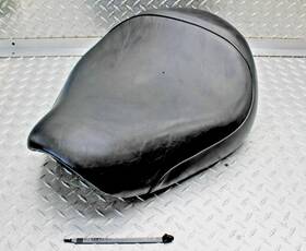 7811425 Honda 1999 Valkyrie Gl1500ct Tour Oem - Front Rider Seat Pad