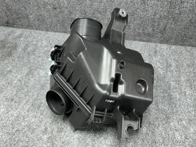 Acc101 Honda Hr-v Ex-l 16-22 Oem 1.8l L4 Gas Engine Air Intake Cleaner Filter Box 3k