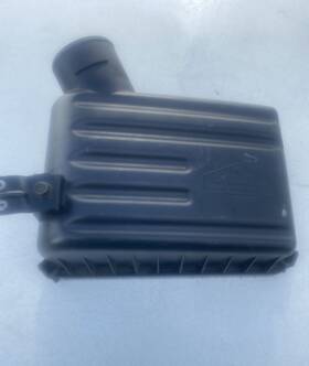 28110-2d000 Hyundai 2001 Elantra 2.0l Air Cleaner Box Oem Only Top Cover