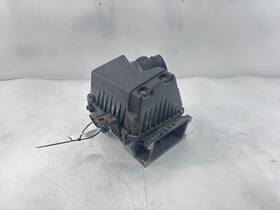 281113k200 Hyundai 2006 - 2008 Sonata 3.3l Air Cleaner Box Assembly Oem