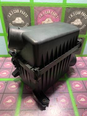 28112-16000 Hyundai 2010 Accent 1.6l Engine Air Cleaner Box Assembly Oem