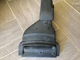 281123k010 Hyundai 09-10 2009-2010 Sonata Air Box Inlet Shield Factory Unit
