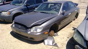319-67100 Hyundai Air Cleaner 2.5l Thru 4/1/01 Fits 99-01 Sonata 388653