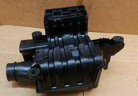 16500-2v70a Infiniti Oem 16-19 Q50 17-18 Q60 Air Cleaner Intake Box 2.0l