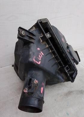 16500-eg000 Infiniti 16500eg000 06-08 M35 Air Intake Cleaner Filter Box Oem 16500-eg000 Infiniti 16500eg000 06-08 M35 Air Intake Cleaner Filter Box Oem