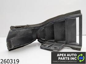 Infiniti 16552-1la1a Oem 2013 Qx56 5.6l Air Suction Guide