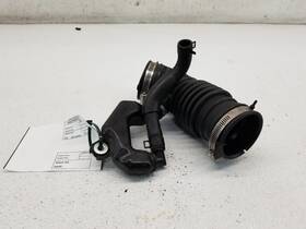 16576-ey00a Infiniti 338.in1o12 08-15 G37/q60 09-20 370z Front Passenger Air Tube To Throttle Oem