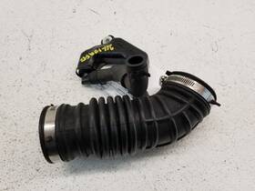 16576-ey00a Infiniti 338.in1o13 08-15 G37/q60 09-20 370z Front Passenger Air Tube To Throttle Oem