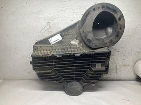 4063328c95 International Lt Air Cleaner - Used P/n 4063328c95 International Lt Air Cleaner - Used P/n