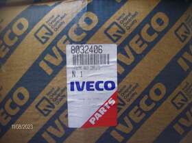 8032406 Iveco Air Filter Housing Cleaner