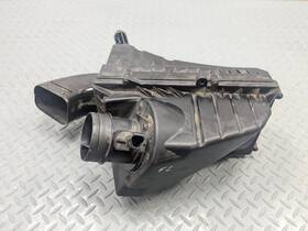 Aa0280218286 Jaguar 2013 - 2015 Oem Xj Supercharged Left Side Air Intake Filter Cleaner Box
