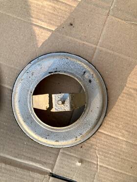 C26295 Jaguar Etype Series 1 Filter Retainer For Round Air Canister