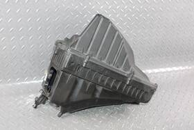 C2d34710 Jaguar 13-15 Xf 3.0l Driver Lh Oem Engine Air Intake Filter Housing Cleaner Box Factory