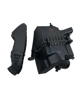 M8a2-9h736-aa Jaguar 2021-2023 F-pace 3.0l Mhev Right Air Filter Box Housing With Inlet And Outlet
