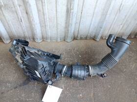 T2r1359 Jaguar 14-15 X152 F-type 3.0 Left Air Intake Filter Cleaner Box With Tube Oem